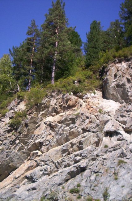 скалы