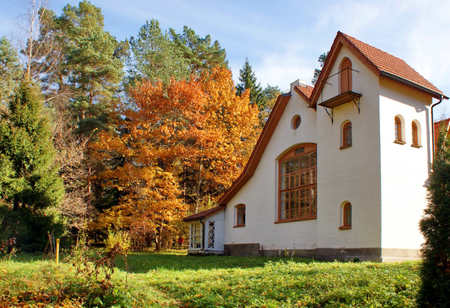 Поленово,осень,Аббатство"