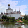 В Толгском монастыре.